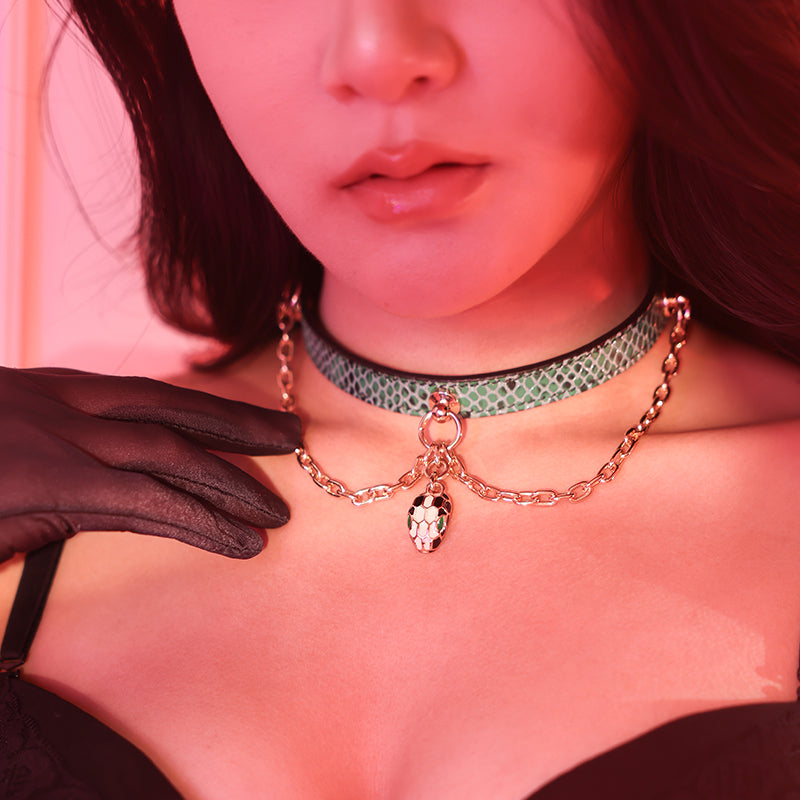 Snake Collar